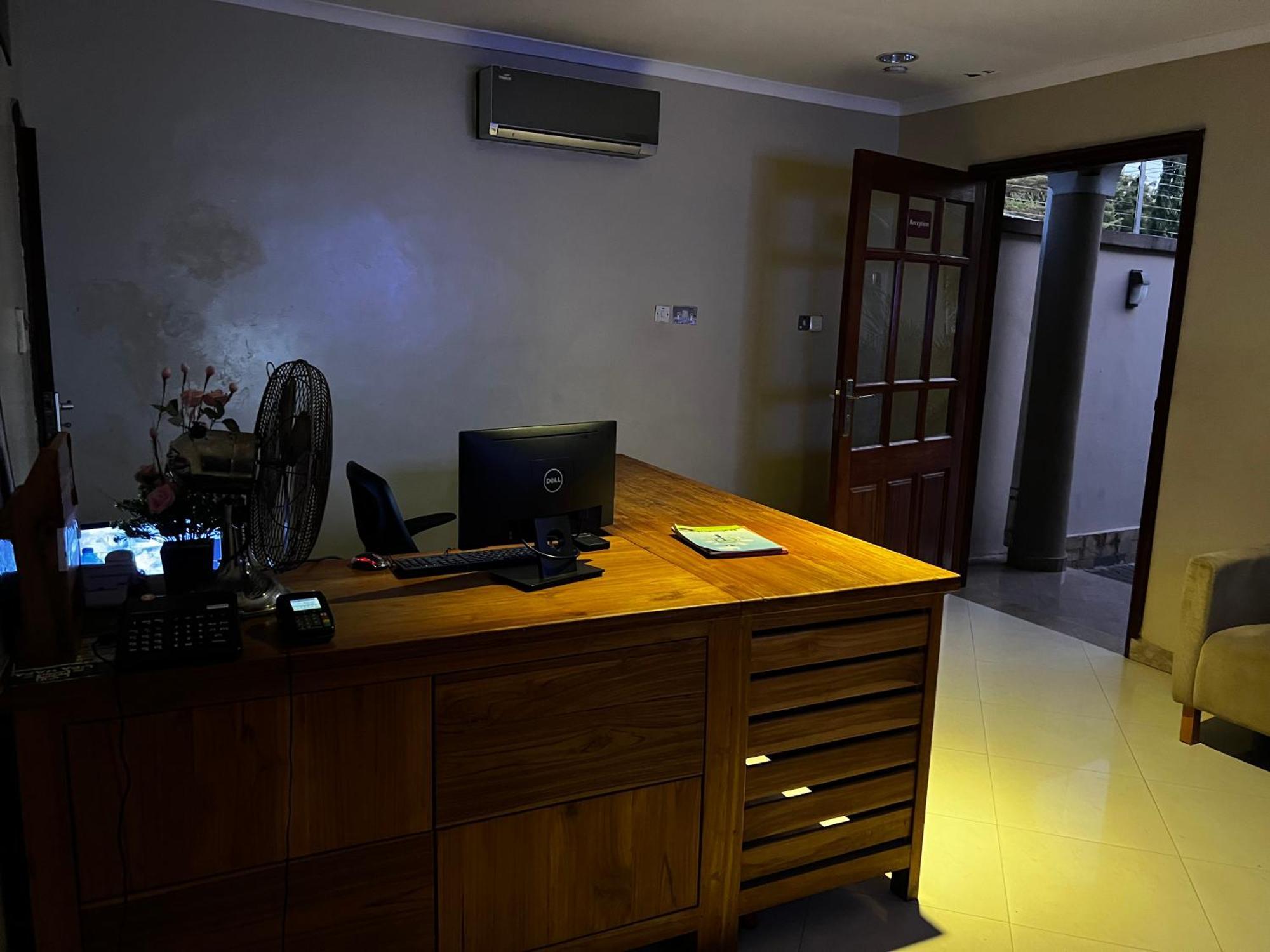 A Pousada K27 Premier Backpackers Dar es Salaam Exterior foto