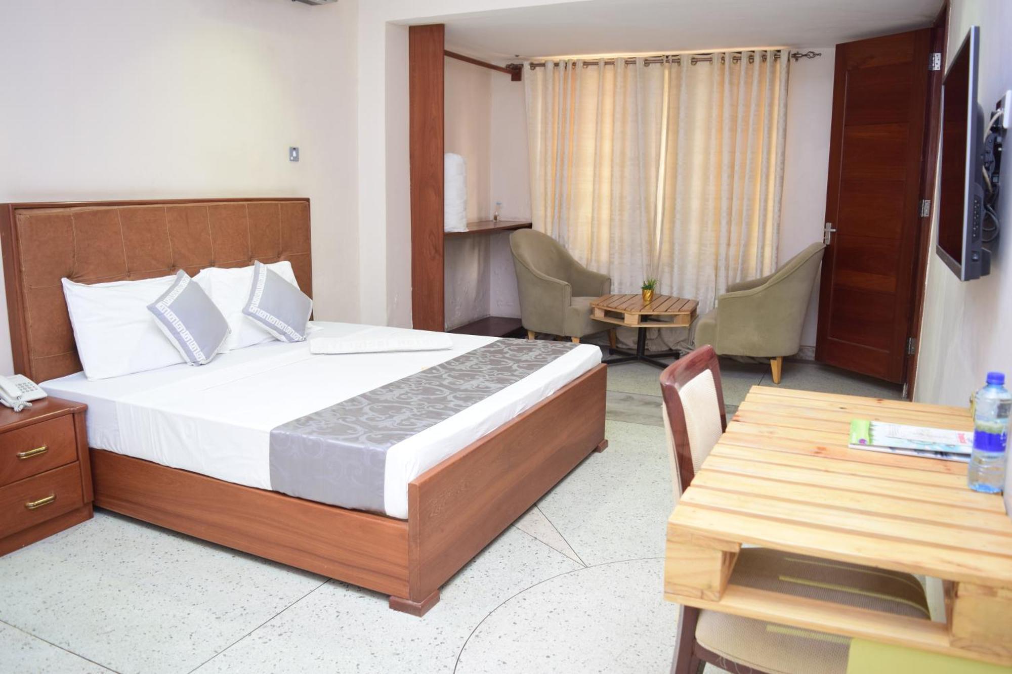 A Pousada K27 Premier Backpackers Dar es Salaam Exterior foto