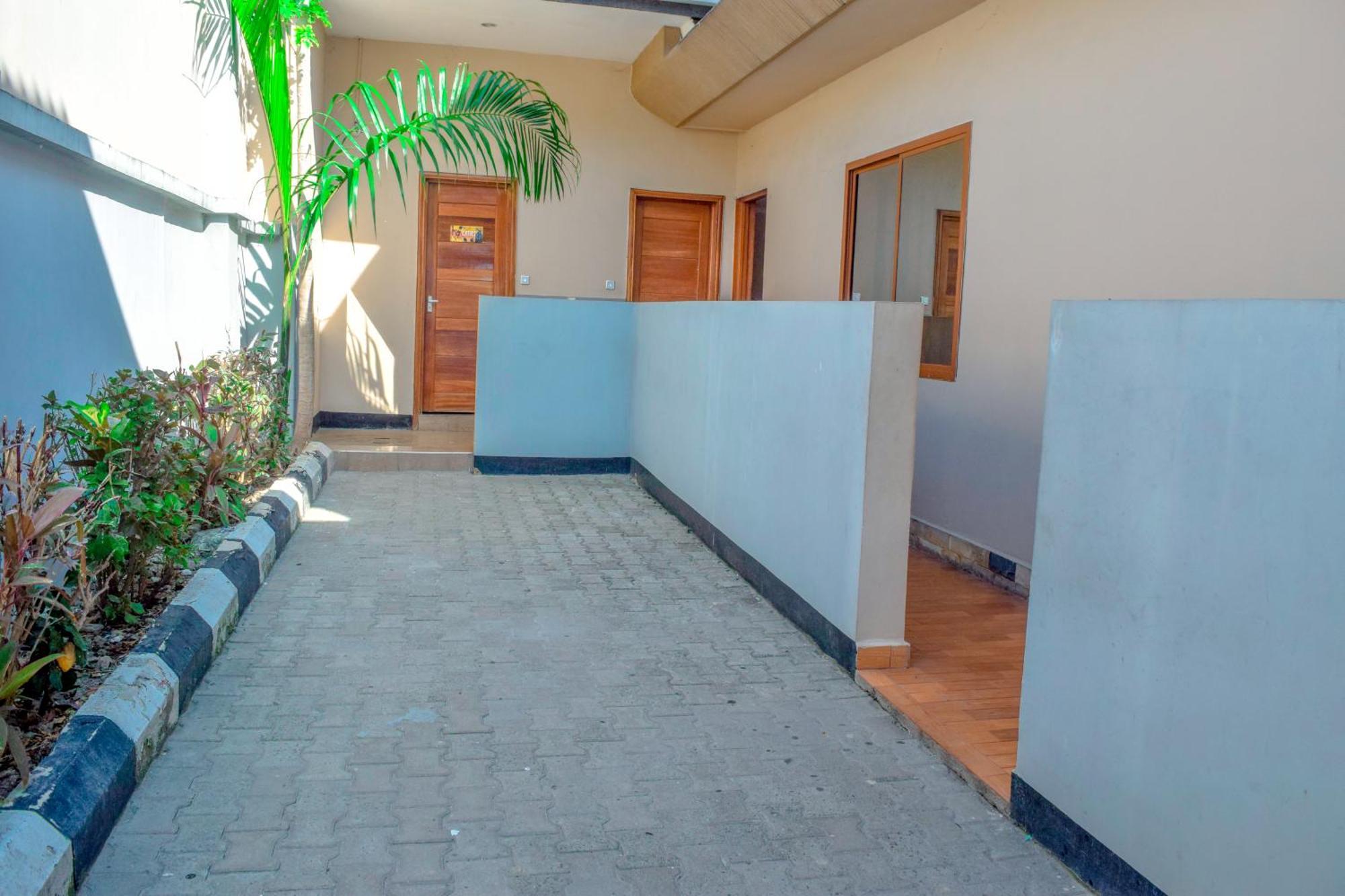 A Pousada K27 Premier Backpackers Dar es Salaam Exterior foto
